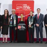 presidenta Sheinbaum presenta trofeo de la Copa Mundial de Fútbol 2026