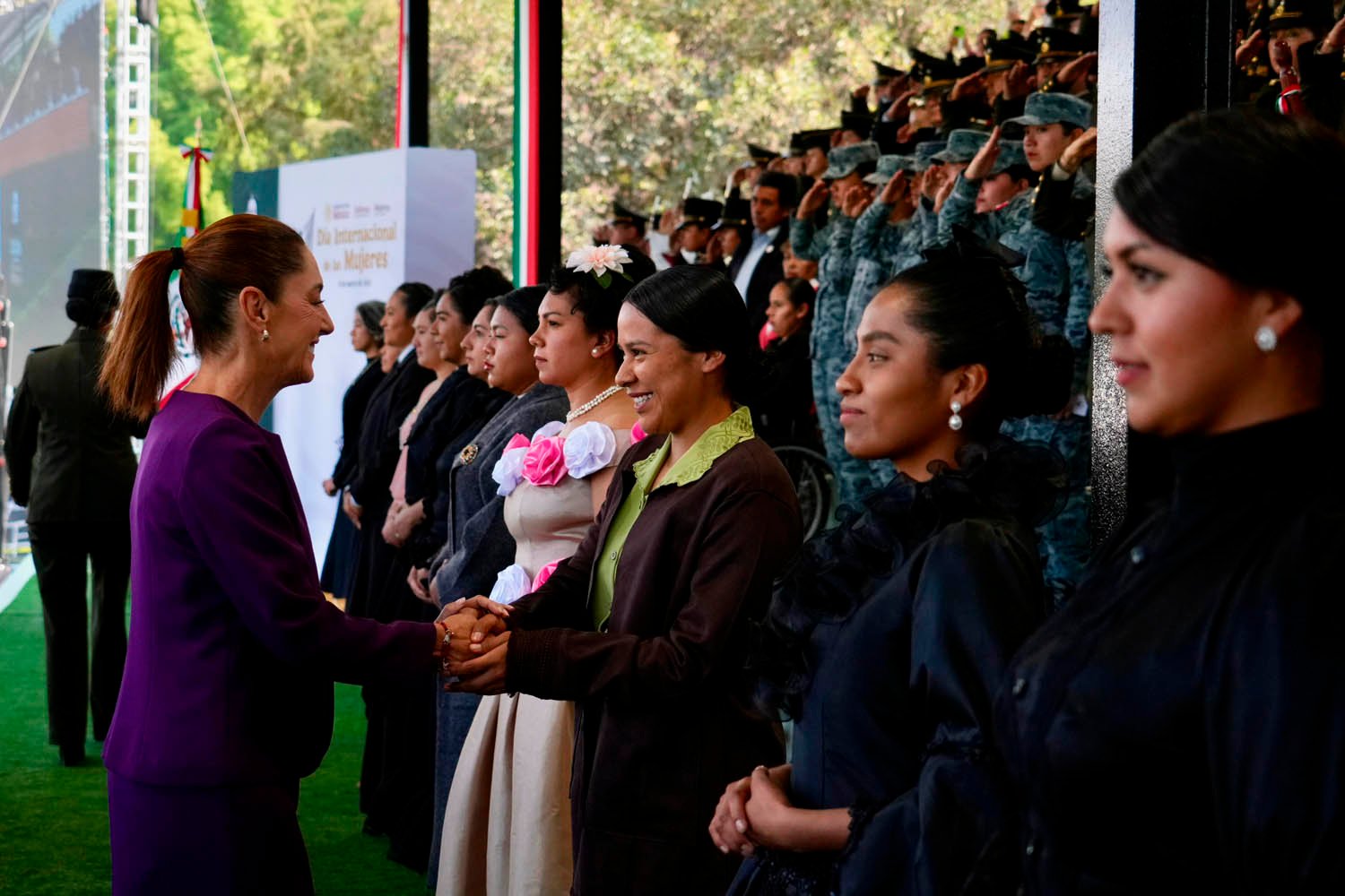 En Día Internacional de las Mujeres, Presidenta Sheinbaum reconoce a ...